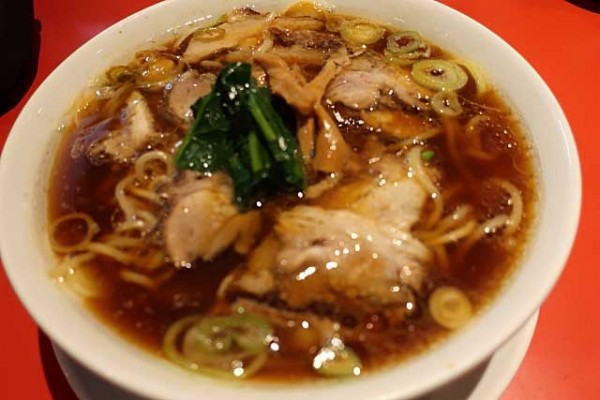 「醤油ラーメン　850円」@らーめんの土佐屋 新潟店の写真