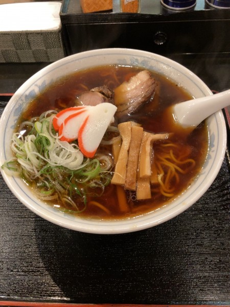 「中華そば（大盛り）　1080円」@大石家 伊那店の写真