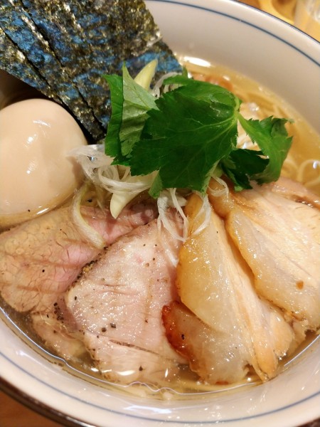 「特製軍鶏そば 塩」@麺庭 つむぎの写真