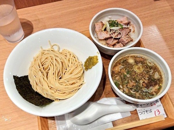 「【中華そば家伊藤】つけそば、チャーシュー丼」@ラーメンWalkerキッチンの写真