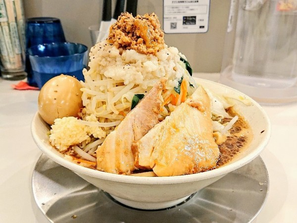 「荻じろ〜 、味玉」@濃菜麺 井の庄 荻窪店の写真