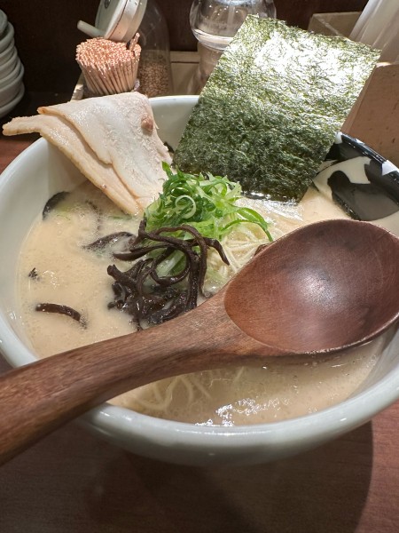 「とんこつらーめん：800円」@ばっこ志の写真