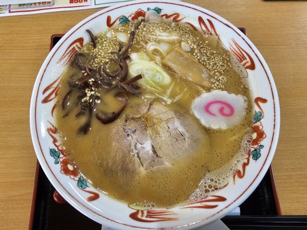 「白湯正油ラーメン　800円」@野のこの写真