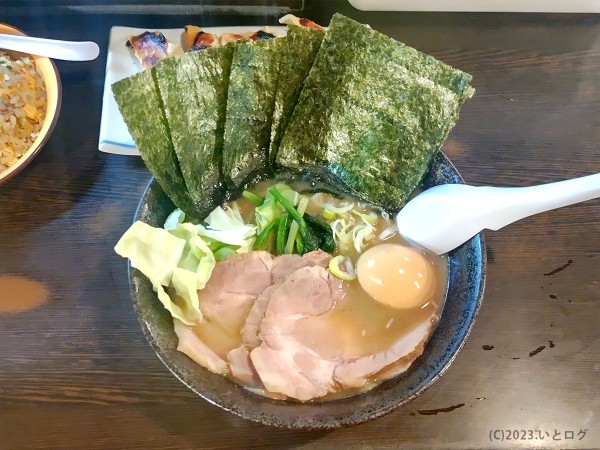 「こてっさら豚骨（＋こてっさら盛）」@麺処 竹井の写真