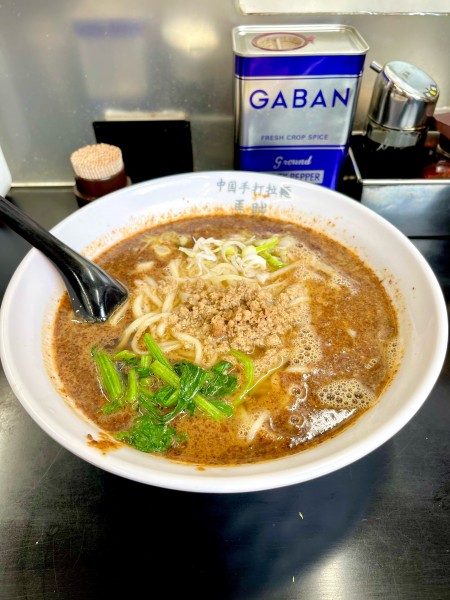 「坦々麺【TP】大盛」@中国手打拉麺 馬賊 日暮里店の写真