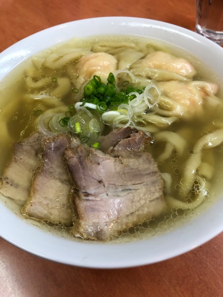 「海老ワンタン」@日陰の写真