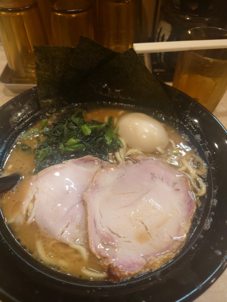「味玉ラーメン」@横浜家系ラーメン 麺屋いぶすけの写真