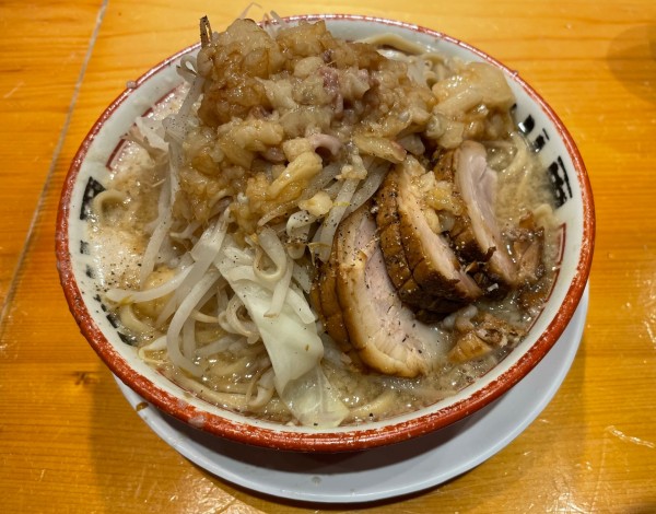 「らーめん　脂増し」@らーめん バリ男 神楽坂店の写真