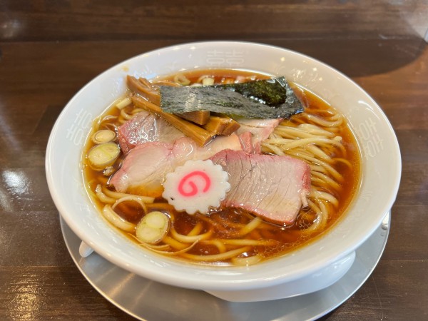 「東京醤油ラーメン」@自家製麺 うるちの写真