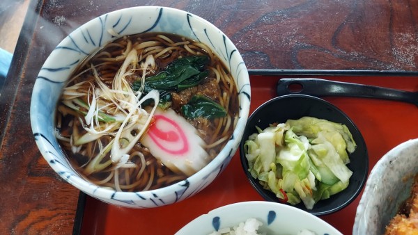 「おろし鳥カツ定食（ミニたぬき蕎麦）850円」@寿美吉の写真