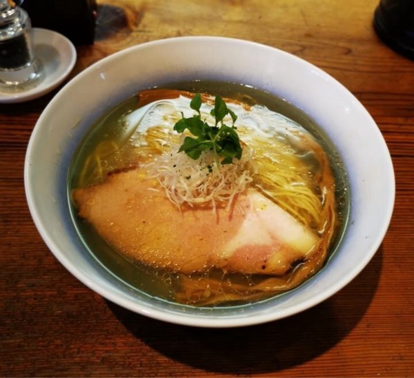 「塩ラーメン」@ラーメン屋 トイ・ボックスの写真