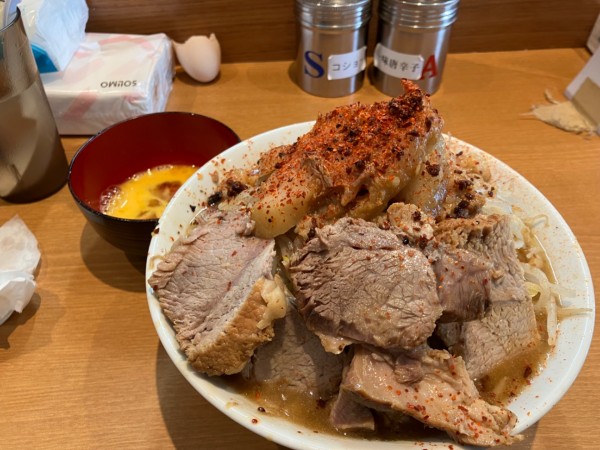 「ラーメン並＋100円生卵」@ラーメン 池田屋 高田馬場店の写真