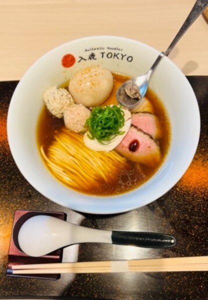 「ポルチーニ醤油らぁ麺」@入鹿TOKYOの写真