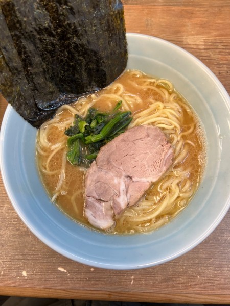 「ラーメン並800円」@横浜らーめん 渡来武の写真