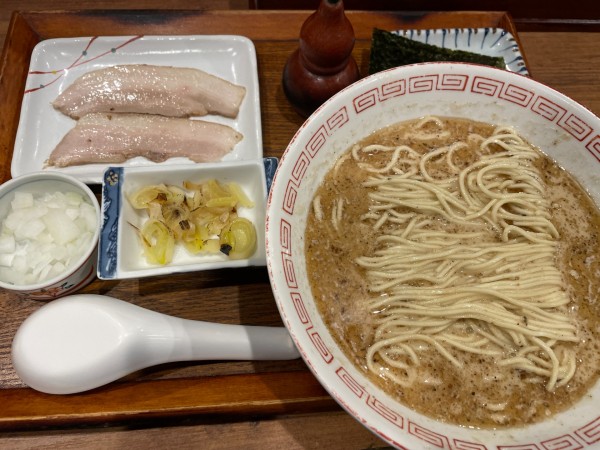 「鯖950円+辛そば変更50円」@炭火焼濃厚中華そば 奥倫道の写真