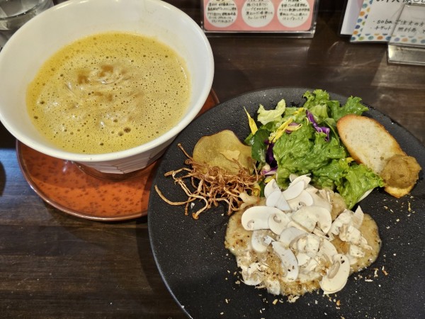 「【限定】季節のすーぷSOBA　燻秋山海　1900円」@sobabar Ciliegioの写真