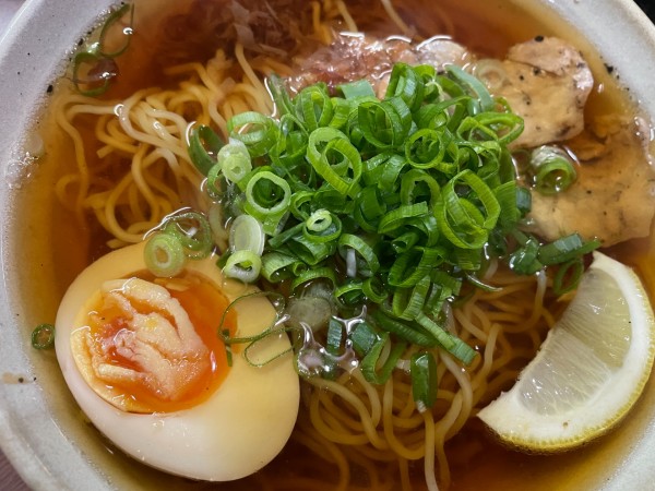 「素ラーメン600円」@なすびの写真