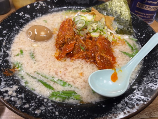 「ホルモンメン」@屋台ラーメンとんこつ貴生の写真