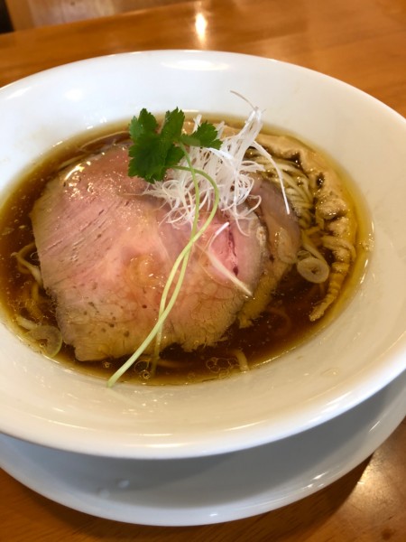 「醤油らーめん」@らーめん専門 うしおととりの写真