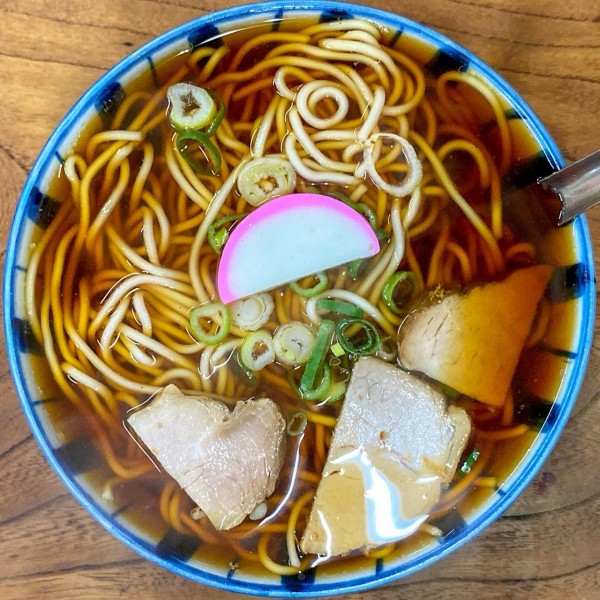 「中華そば（麺少なめ）¥600」@丸デブ 総本店の写真