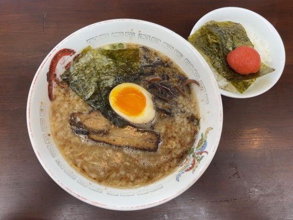 「昼の定食（とんこつらぁめん＋明太飯）」@南木商店の写真