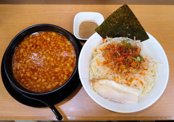 「辛つけ麺」@味噌ラーメン 百庵 西新宿店の写真