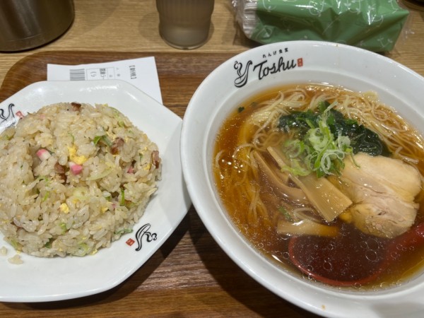 「醤油ラーメンセット」@れんげ食堂 Toshu 二子新地店の写真