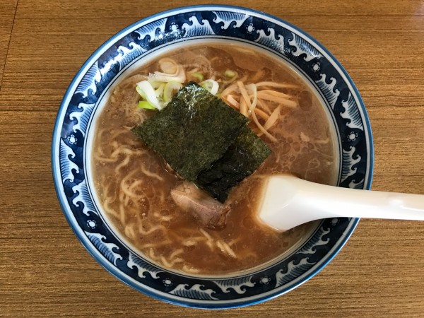 「ら〜めん 小盛　600円」@醤油専科 仙人掌の写真