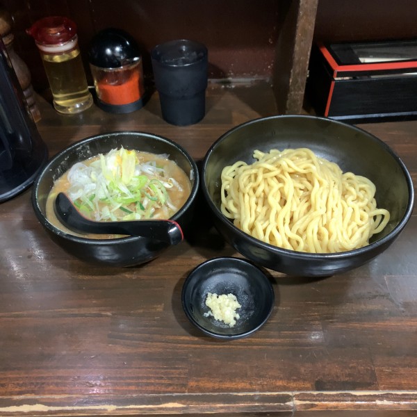 「味噌つけ麺1000 野菜ニンニク増し」@麺処 花田 池袋店の写真