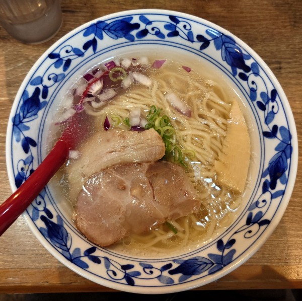 「貝出汁塩らぁ麺(930円)」@貝出汁らぁ麺 虎武の写真