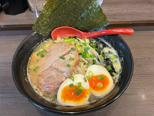 「黒仁（香）並」@めん処 仁兵衛 橋本北口店の写真