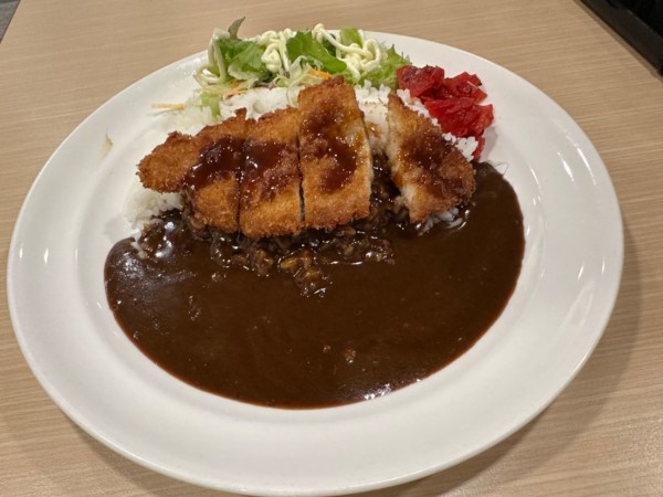 「金沢カツカレー（並盛）900円」@ガスト 高崎駅西口店の写真