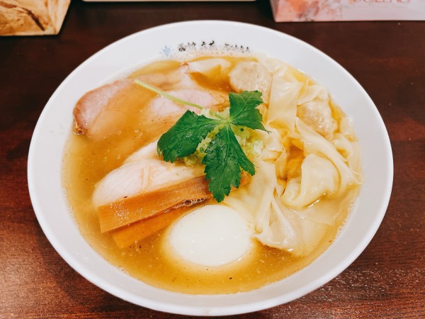 「毛蟹出汁毛蟹ワンタンメン」@六花 -Rokka-の写真