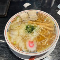ワンタン麺