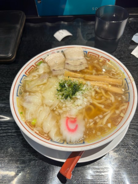 「ワンタン麺」@山形 飛魚 亞呉屋 仙台店の写真
