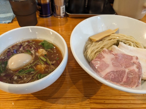 「特製貝と牛の昆布水つけ麺」@貝そばもぉむの写真