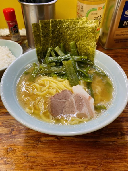 「ラーメン＋茎わかめ」@まこと家の写真