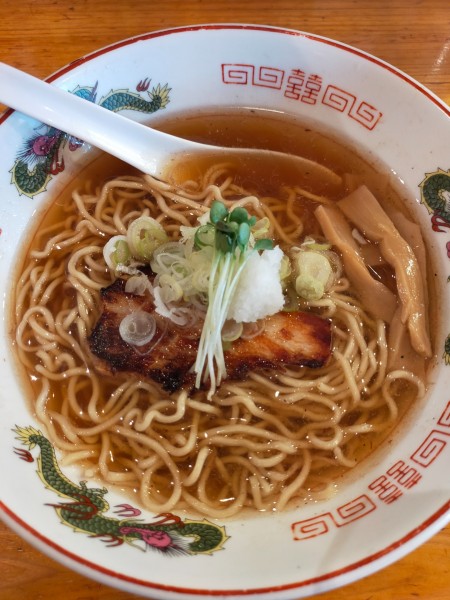 「淡麗中華そば」@中華そば 芯せかいの写真