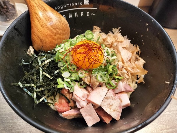 「冷やしカツオ油そば」@Sagamihara 欅 〜HANARE〜の写真