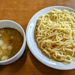 豚骨つけ麺塩粉節(中盛り)