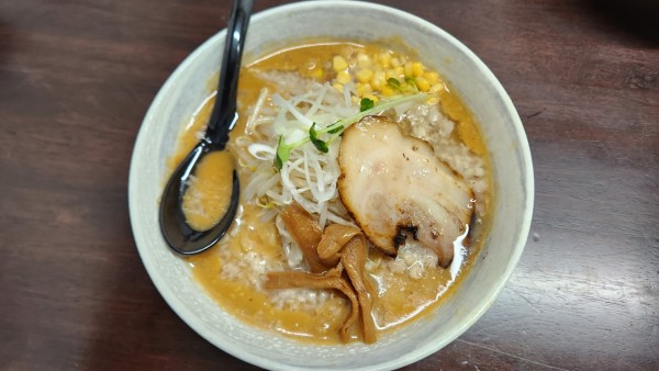 「濃厚味噌らーめん(大盛)」@麺屋エイトの写真