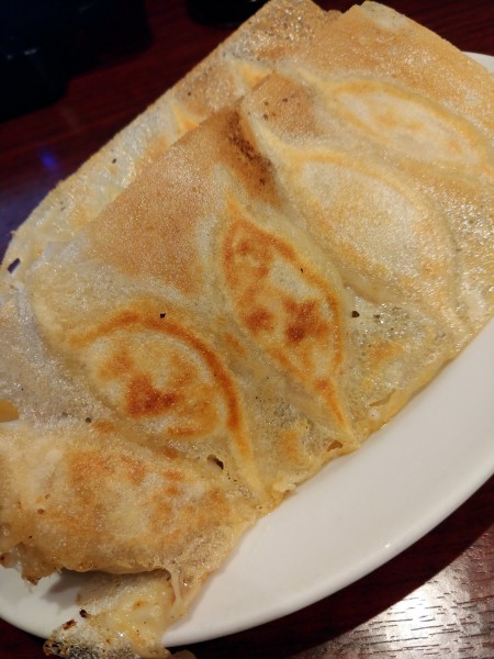 「羽根付き焼餃子他」@中国家庭料理 你好 本店の写真