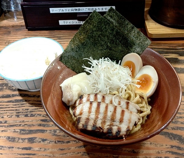 「特製カレー油そば1100円ライスサービス」@西麻布 しゅういち 等々力店の写真