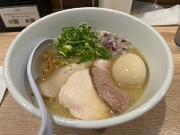 「真鯛と蛤の白湯そば」@中華そば みかわの写真