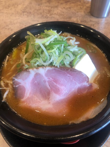 「味噌ラーメン（チャーシューあり）　バターtp」@味噌ラーメン専門店 ミソウソツカナイの写真
