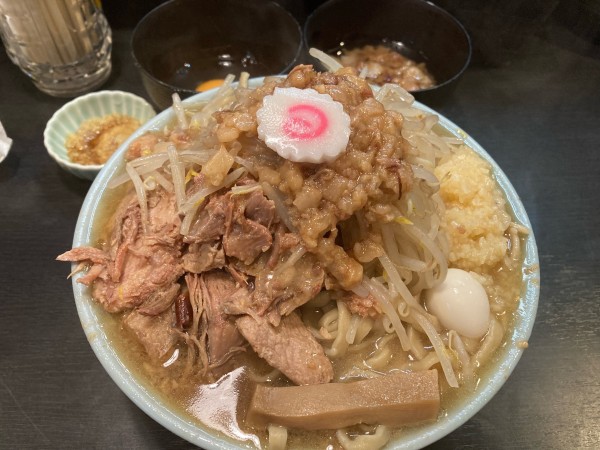 「ラーメン普通¥1100+生玉子¥70+あぶら増し¥70」@自家製麺 No11の写真