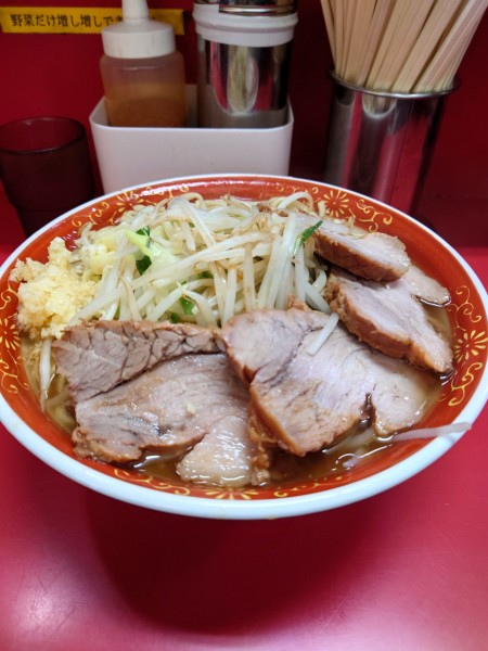 「大豚 麺増し  カタカタ  ニンニク  カラメ」@ラーメン二郎 上野毛店の写真