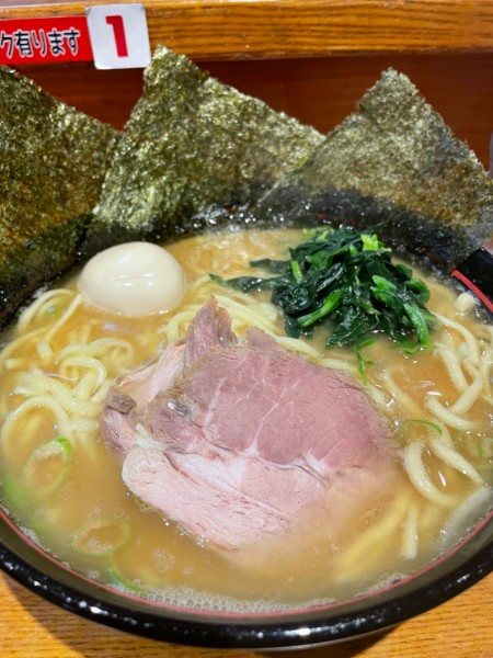 「ラーメン中盛」@横浜家系ラーメン 大将家の写真