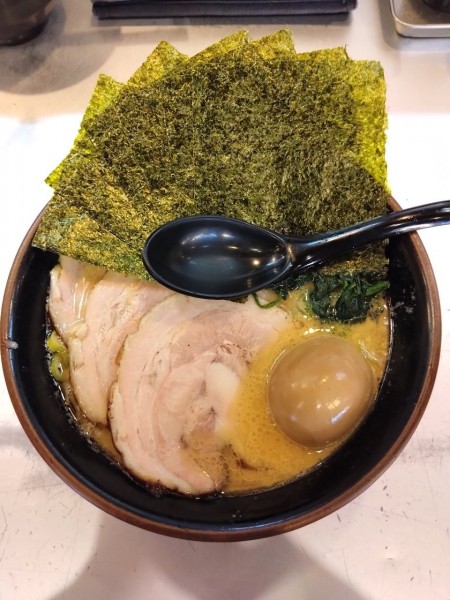 「特製ラーメン」@横浜家系ラーメン北習家の写真