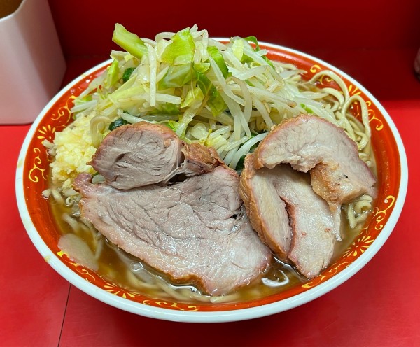 「麺増し大らーめん(カタカタ、ニンニク、ヤサイ、カラメ)」@ラーメン二郎 上野毛店の写真